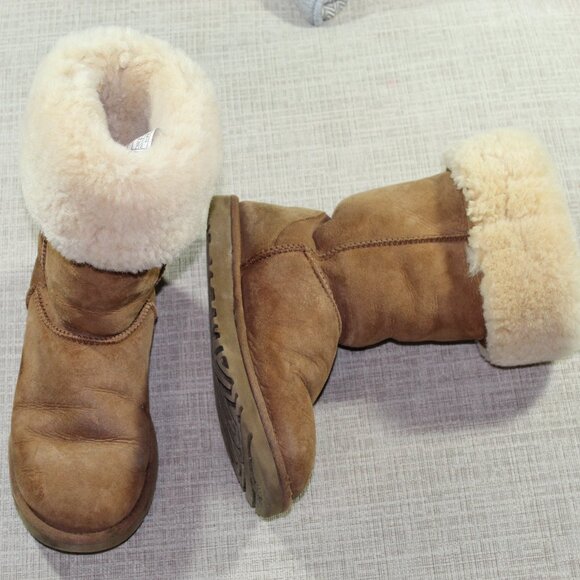 Ugg Tall II Chestnut Sheepskin Leather Boots Size 39 8 - Picture 1 of 7